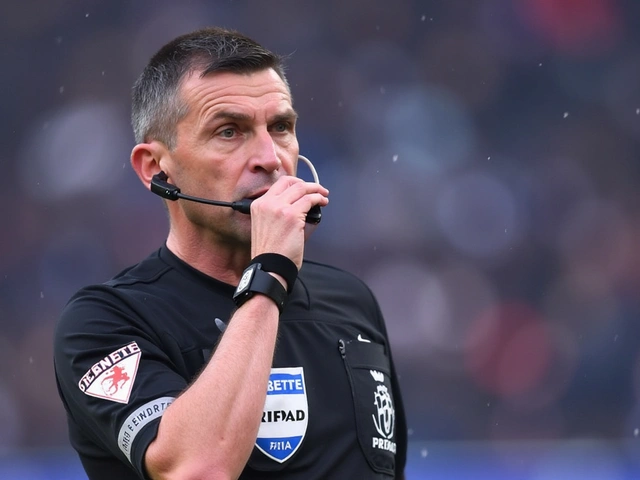 Michael Oliver's Crucial Error in Manchester City vs Arsenal Clash: How VAR Couldn't Help